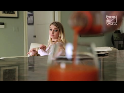 ❤️ Rapariga boazona com mamas grandes e ratas apertadas fica com piça de perdedor, mas muito dura Porno doméstico em nós pt.shadbase-xxx.ru ❌❤